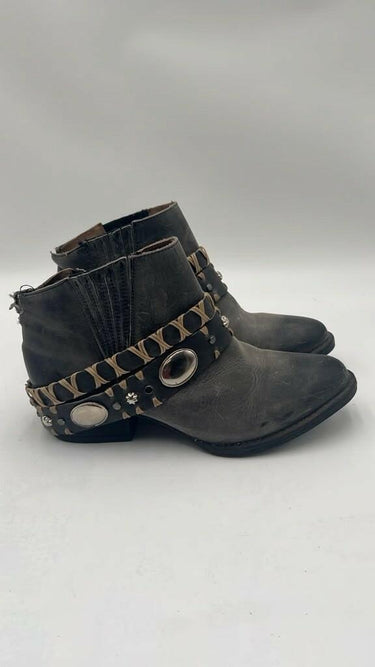 Women’s Circle G Harness Fashion Booties Black Leather Size 8.5M Circle G