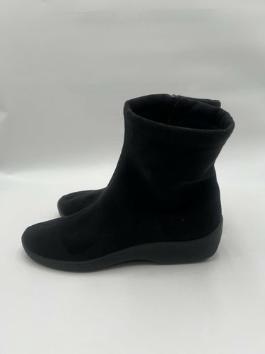 Arcopedico Black Stretch Faux Suede Ankle Zip Boots Comfort Size 11