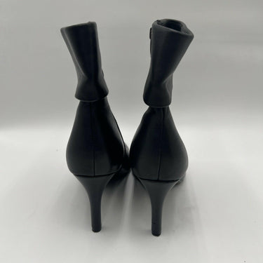 Women’s Marc Fisher stiletto heel ankle bootie Size 8.5M Marc Fisher
