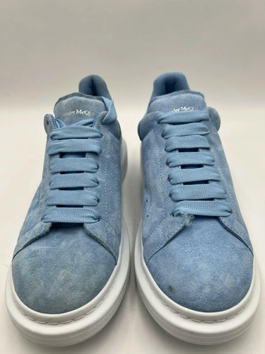 Alexander McQueen Men's 'Oversized' Low-top Sneakers in baby blue suede Size 44 Alexander McQueen