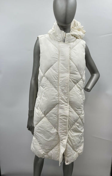 NWT Women’s Sam Edelman Quilted Hooded Puffer Vest in the color Ivory Size XXS Sam Edelman