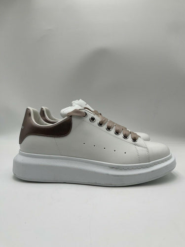 Alexander McQueen Oversized sneaker in white leather Bronze Heel Tab Size 41 Alexander McQueen