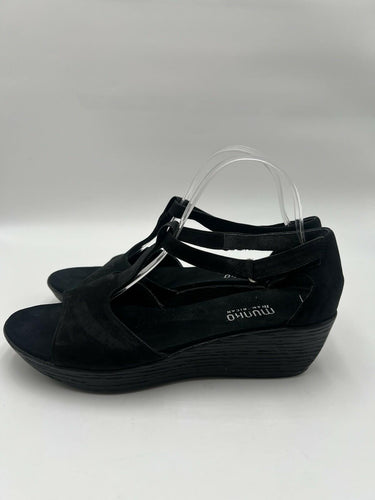 Munro American Black Suede T-Strap Wedge Sandals Platform Size 11