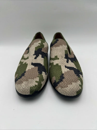 Saks Fifth Avenue Men's Skyler Slip On Loafers Camo needlepoint Size 7M Saks Fifth Avenue