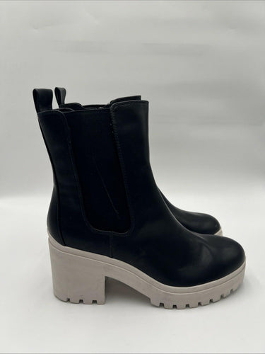 Women’s WILD PAIR Brooklan Faux Leather Lug Sole Chelsea Boots Black Size 9.5M Wild Pair