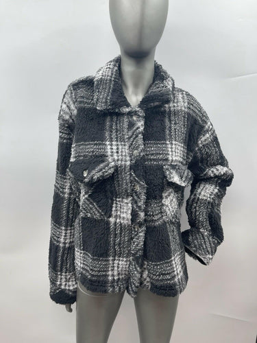 NWT Women’s Thread & Supply Crop Fleece Shirt Jacket in black white plaid Size L Thread & Supply