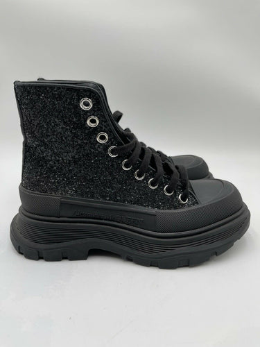 Women’s Alexander McQueen Tread Slick boots in black glitter Size 37 Alexander McQueen