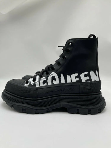 Alexander McQueen Tread High Top Graffiti logo Boot in Black leather Size 40 Alexander McQueen