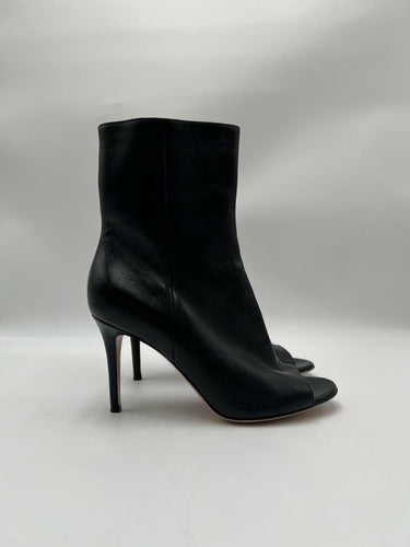 Women’s GIANVITO ROSSI 85mm Napa Peep-Toe Side Zip Booties Black Leather Size 38 GIANVITO ROSSI