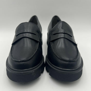 Women’s Crown Vintage Lane Slip On Loafer in black Size 6M Crown Vintage