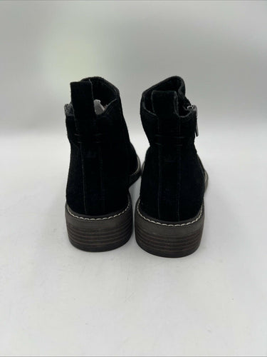 NWOB Women’s Crown Vintage Gorgie Bootie Black Size 6M/36.5