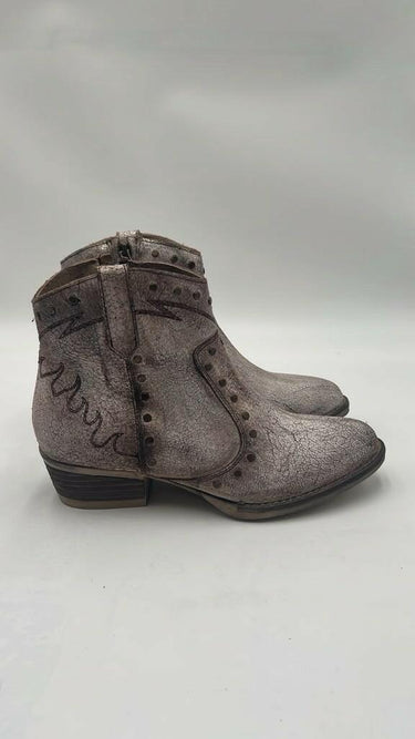 Women’s Circle G metallic studded fashion booties Size 8M Circle G