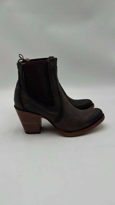 Women’s Circle G Brown Leather Chelsea Stretch Heel Ankle Boots Size 7M Circle G