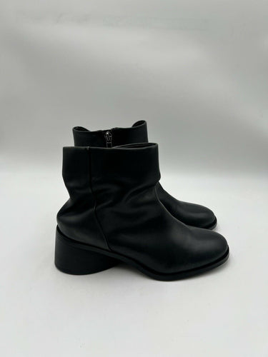 Women’s Lucky Brand Cassia Side Zip Ankle booties in Black Leather, size 9.5 Lucky Brand