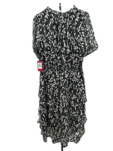 Vince Camuto black and white leaf-print v-neck Woman’s dress Size L Vince Camuto