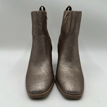 NWB Crown Vintage Randie Booties Women's Brick Size 8M/39