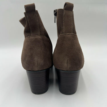 Women’s Crown Vintage Saleen brown suede ankle booties Size 8M Crown Vintage