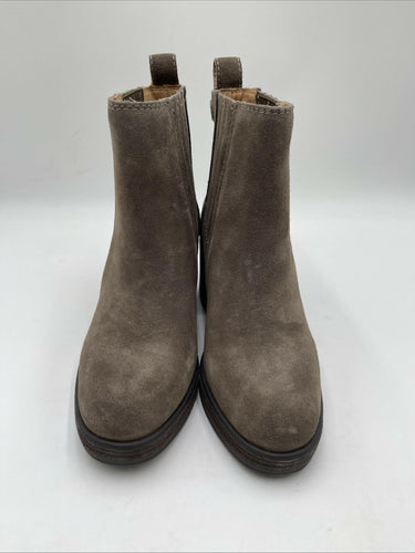 NWOB Crown Vintage Capari Bootie Brown Women's Size 6M/36.5