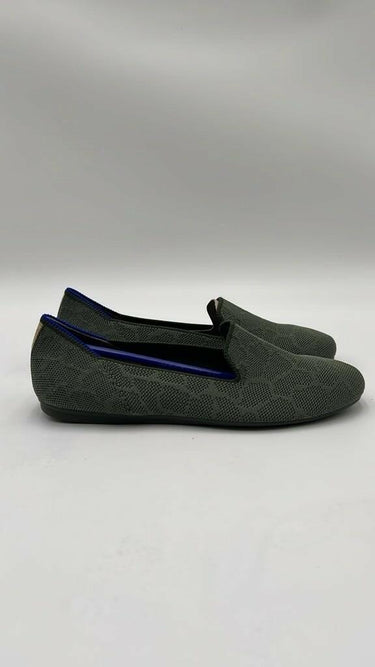 Women’s Rothy’s Green Olive Safari Giraffe Print Slip On The Loafer Size 6.5 Rothy’s