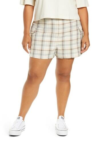 BP. Plaid Cargo Shorts, Ivory- Beige Veronika Plaid Size 2X BP.