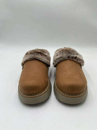 Skechers Women's Keepsakes Lite-Cozy Blend Slipper, Chestnut, 7