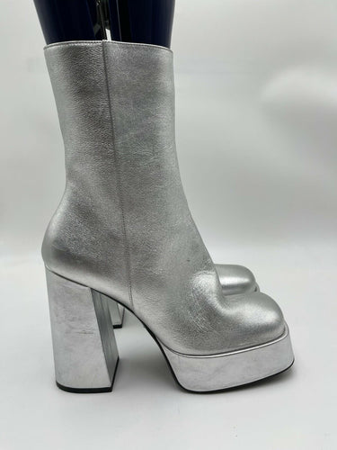 Women's Versace Aevitas Platform Boots in Silver Leather Size 39.5 Versace