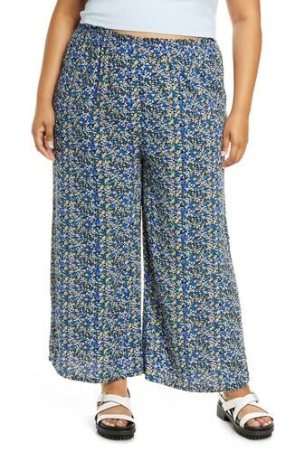 BP. Paperbag Waist Pants in Black- Blue Maisey Ditsy Size 1X BP.