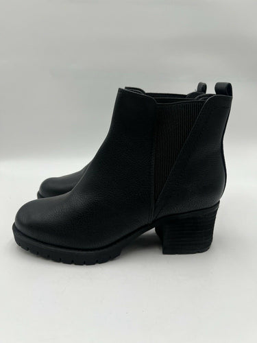 MIA Jody Black Faux Leather Chelsea Lug Block Heel Boots Womens Size 8.5