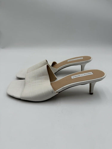 Women’s Saks Fifth Avenue white leather Croc Print mules Size 8.5M