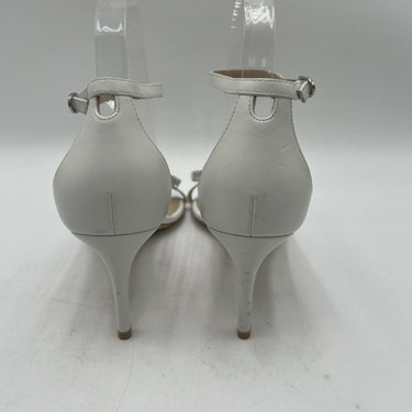 Women’s Stuart Weitzman Nudist Bow 100 sandal in white leather Size 9B Stuart Weitzman
