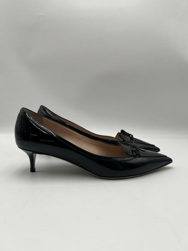 Women’s Valentino Garavani Black patent leather bow-embellished pumps Size 41 Valentino