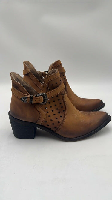 Circle G Cut Out Ankle Boot Brown Womens Size 8M Circle G