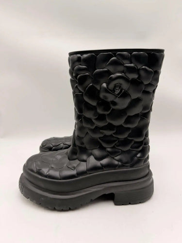 Valentino Garavani Atelier Textured 03 Rose Petal Rubber Rain Boots Size 36 Valentino