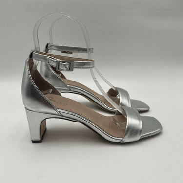 Women's Naturalizer 27 Edit Iriss Silver Block heel Sandal Size 6M Naturalizer