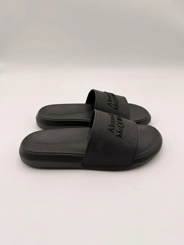 Alexander McQueen Women's black rubber logo embossed slides Size 37 Alexander Mcqueen