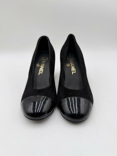 Women’s Chanel Black Suede Patent Cap Toe Block Heel Slip On Pumps Size 35