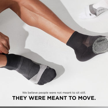 Feetures Elite Light Cushion Quarter Sock, New Black, L, 1 Pair
