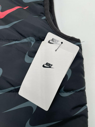 NIKE Girls puffer vest Full Zip Allover Logo Color Balck Size 6X
