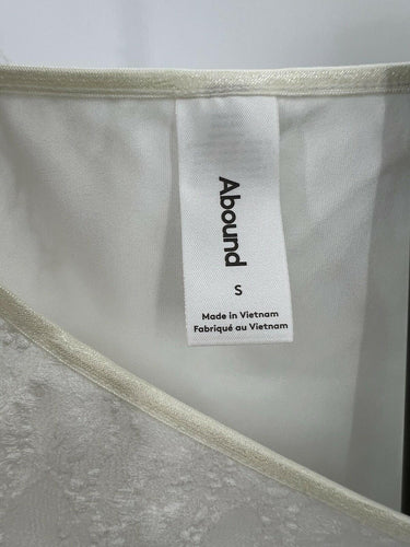 Abound Lace Crop Top White Flutter Sleeve Ruched Lined Sheer NWT - S