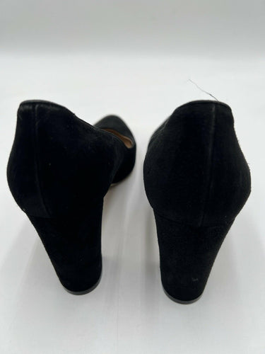 Manolo Blahnik Tucciototo 90 block-heel suede pumps in black Size 37.5 Manolo Blahnik
