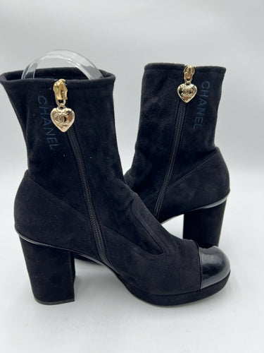 Chanel suede ankle boots with a patent cap toe gold-tone Heart Size 37.5