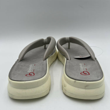 Blondo AMBER Taupe Synthetic Open Toe Waterproof Flip Flop Sandals, Size 8
