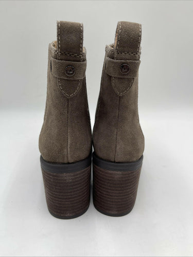 NWOB Crown Vintage Capari Bootie Brown Women's Size 6M/36.5