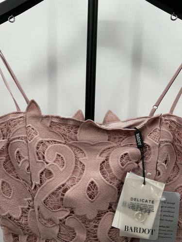 Bardot Lina Lace Sheath Dress in pink rose Intricate Large-scale Lace Size 6/S