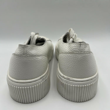 Crown Vintage Mandie platform casual sneakers in white leather Size 8M Crown Vintage