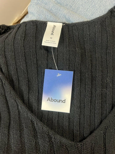 Abound Womens Black Ribbed V Neck Cropped Knit Sweater Oversized NWT - Size M