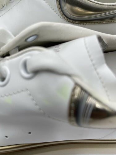 Alexander McQueen Oversized Sneaker white leather gold-tone heel tab Size 42 Alexander McQueen