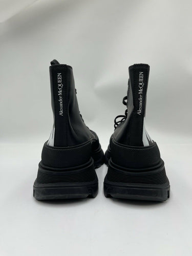 Alexander McQueen Tread High Top Graffiti logo Boot in Black leather Size 40 Alexander McQueen