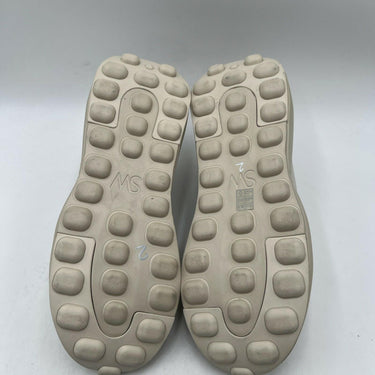 Women’s Stuart Weitzman Willow Oat White Runner Sneaker Size 7.5B Stuart Weitzman