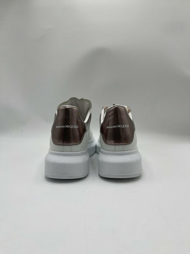 Alexander McQueen Oversized sneaker in white leather Bronze Heel Tab Size 41 Alexander McQueen